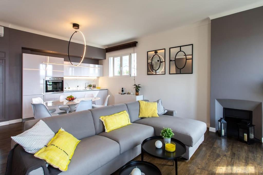 #24 Marie-Claire Suite Sea View/Balcony/Ac/5Min Port فيليوفرُنش سور مير المظهر الخارجي الصورة