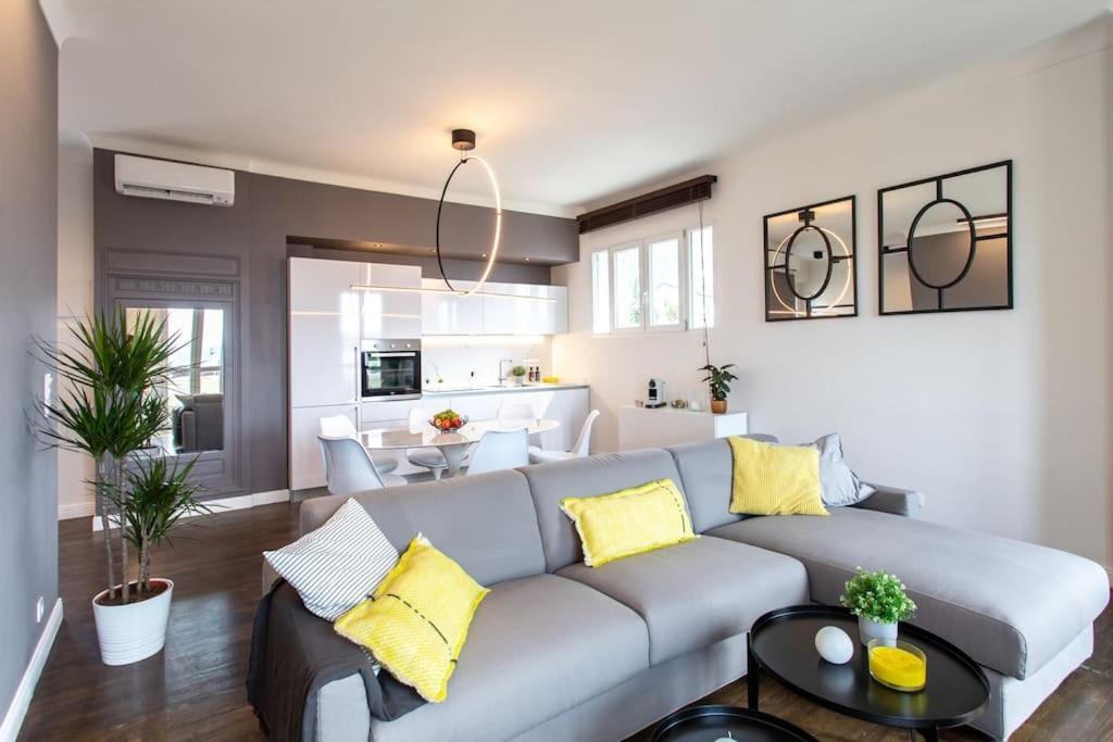 #24 Marie-Claire Suite Sea View/Balcony/Ac/5Min Port فيليوفرُنش سور مير المظهر الخارجي الصورة